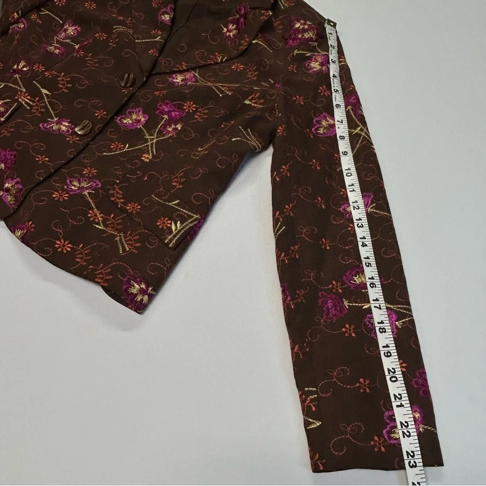 Womens Matching Blazer Skirt Set Petite Size 10P Silk‎ Linen Embroidered Floral